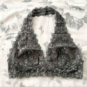 FREE PEOPLE // LACE HALTER BRALETTE